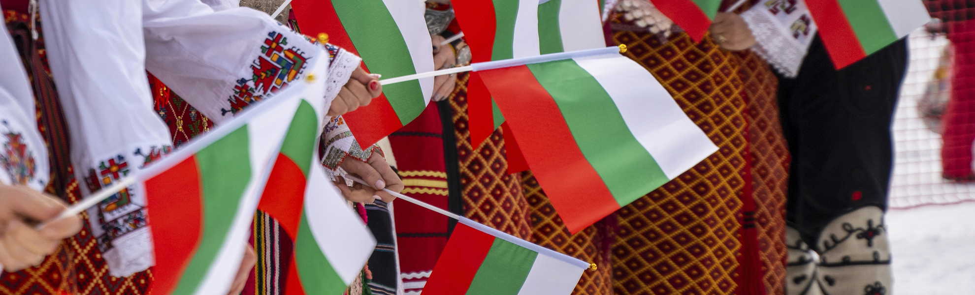 Kinder in Bulgarischer Tracht