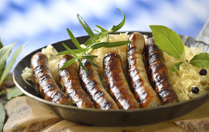 Nürnberger Bratwürste mit Sauerkraut