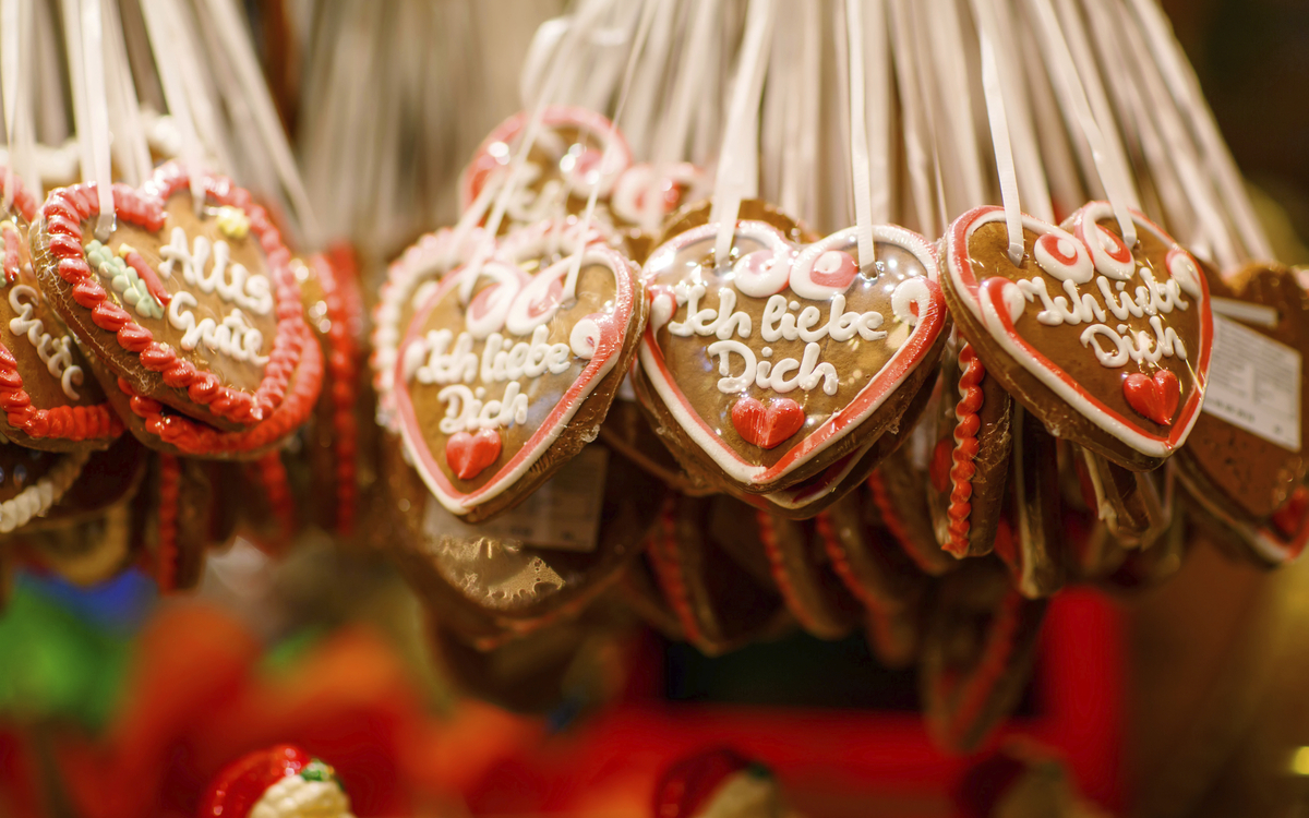 Lebkuchenherzen auf dem Weihnachtsmarkt
