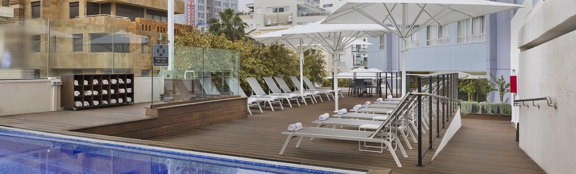 Hotel Metropolitan, Pool