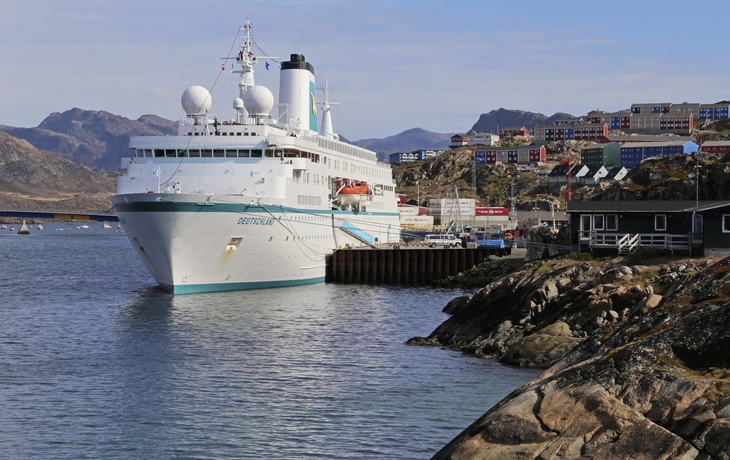 MS Deutschland in Sisimiut, Grönland