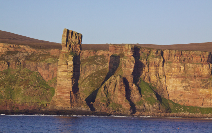 Felsnadel bei den Orkneyinseln, Schottland