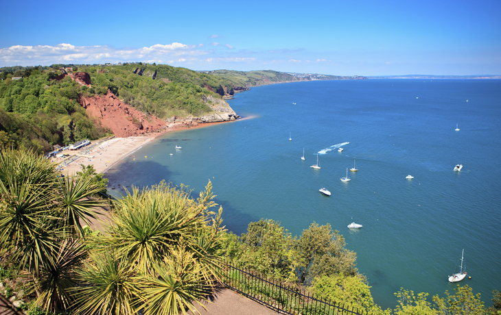 Die Küste Torquays, England