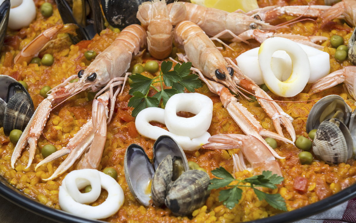 Spanisches Reisgericht Paella