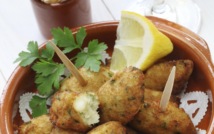 Bolinhos de Bacalhau, Portugal