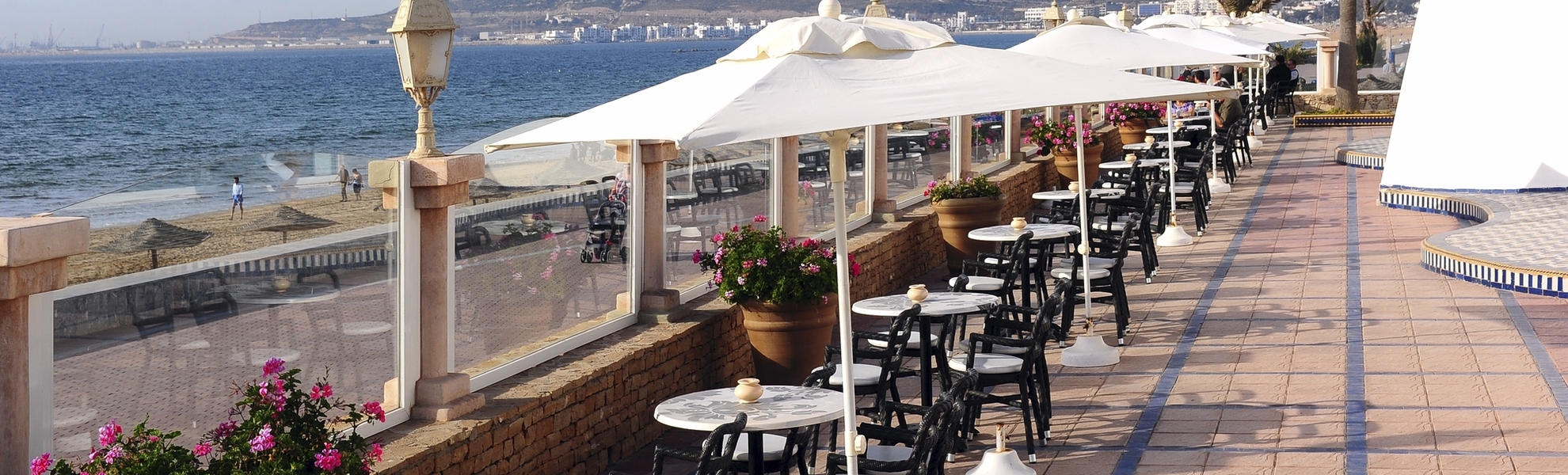 Terrasse im Amadil Beach Hotel in Agadir, Marokko