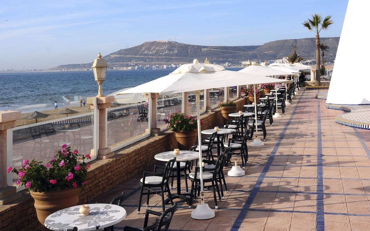 Terrasse im Amadil Beach Hotel in Agadir, Marokko