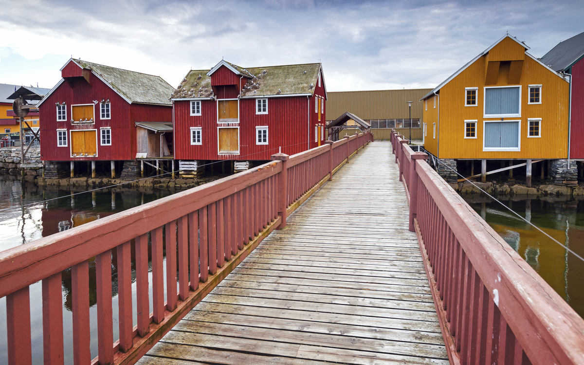Lagerhäuser in Rorvik, Norwegen