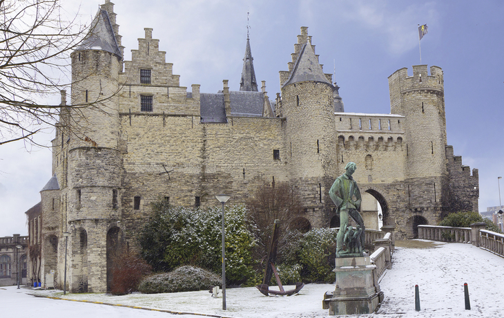 Schloss von Antwerpen während der Winterzeit, Belgien