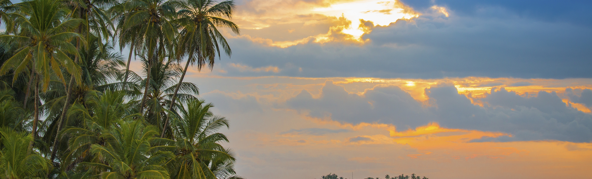 Sonnenuntergang über San Blas Strand und Meer, Panama
