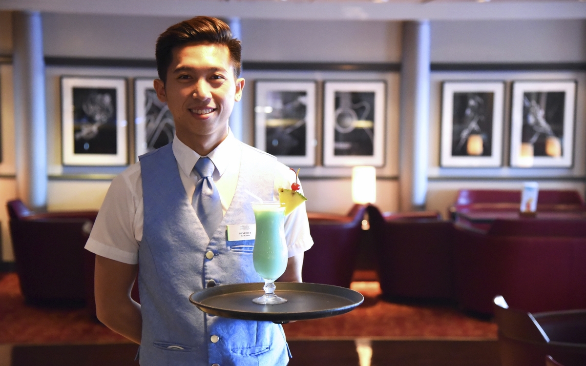 Harry's Bar auf der MS Amadea nach der Werft