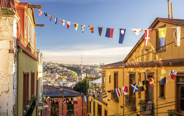 Gasse in Valparaiso, Chile