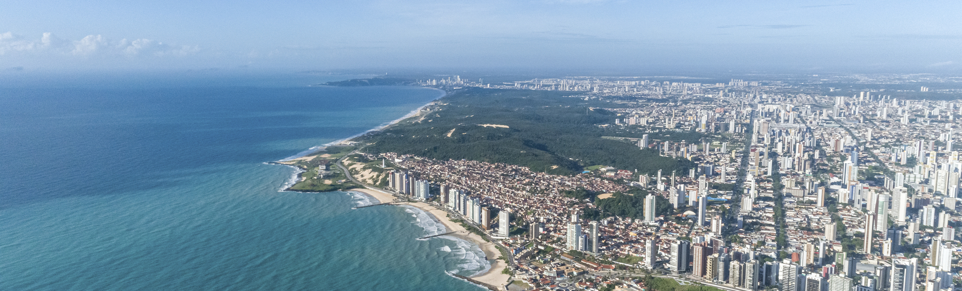 Luftaufnahme der Küste von Natal, Brasilien