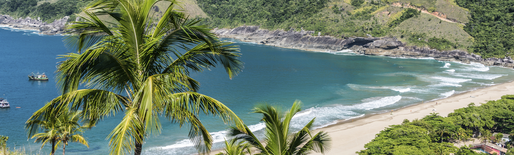 Strand auf der Insel Ilhabela, Brasilien