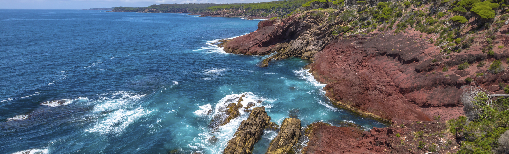 Felsige Küste von Eden, Autralien