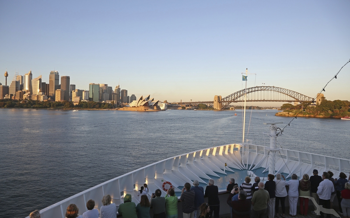 MS Artania in Sydney, Australien