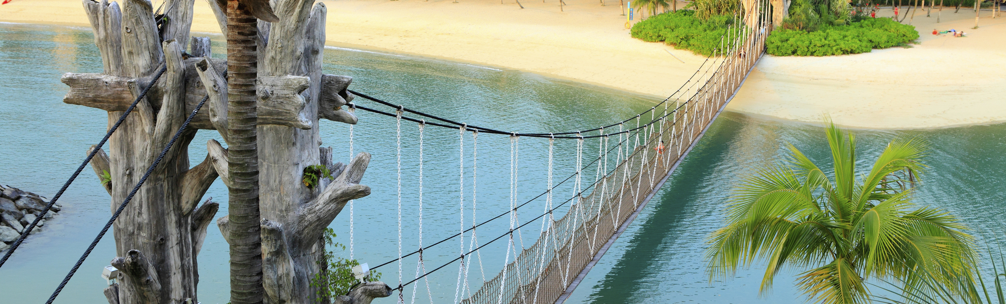 Brücke zur kleinen singapurischen Insel Sentosa