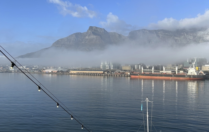 MS Artania in Südafrika