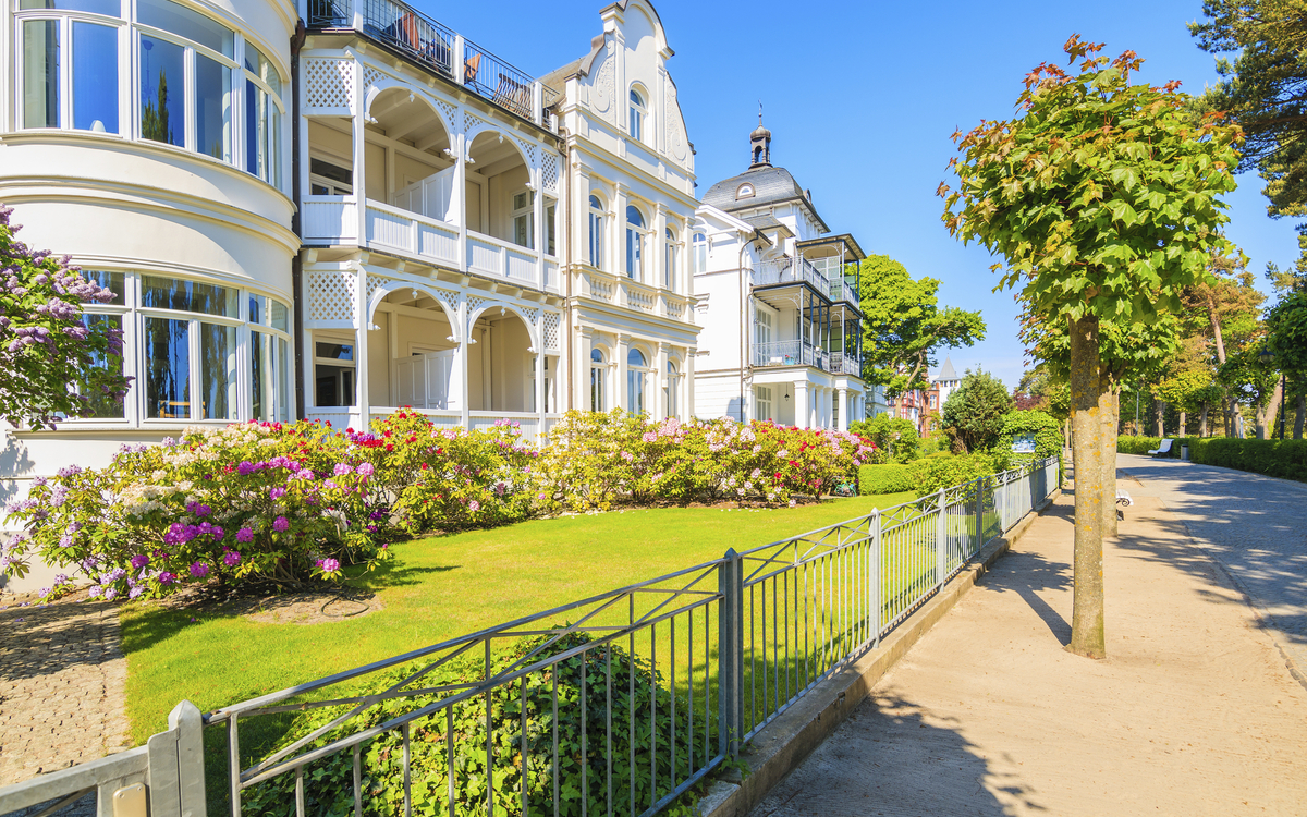 Häuserreihe in Binz, Deutschland