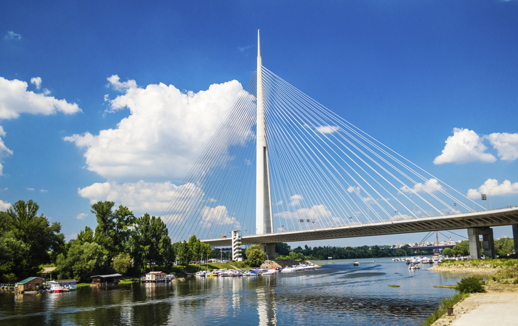 Ada Bruecke in Belgrad, Serbien