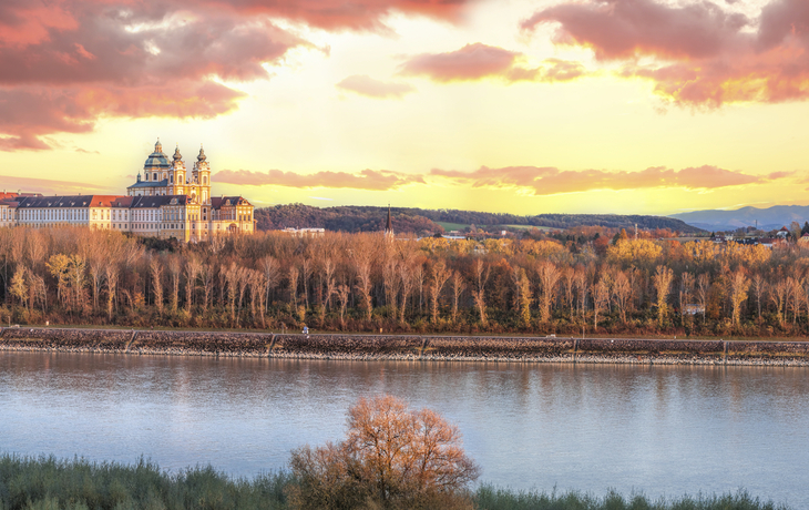 Flussufer am Danube in der Wachau