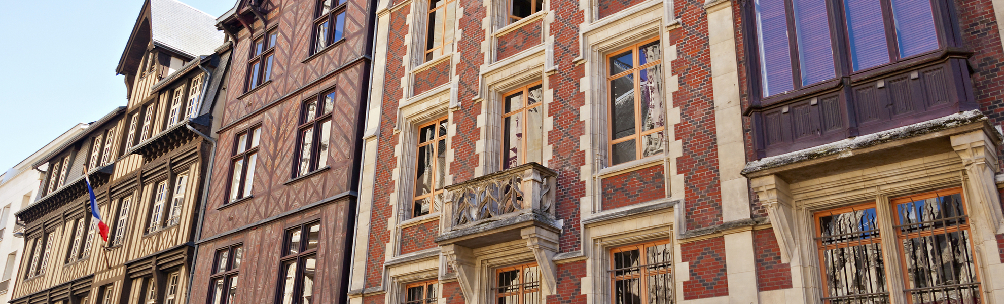 Alte Haeuser an der Seine, Frankreich