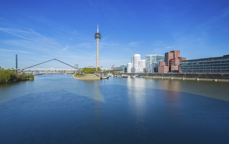 Rhein in Düsseldorf, Deutschland