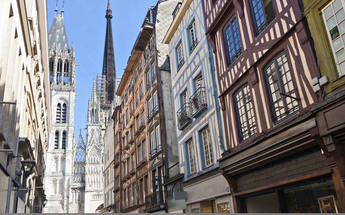 Gasse in Rouen, Frankreich
