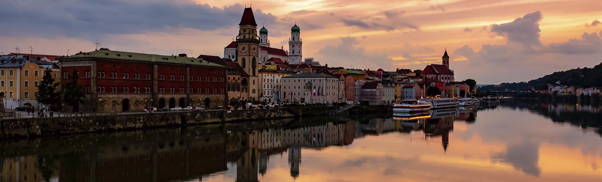 Passau bei Sonnenuntergang, Deutschland