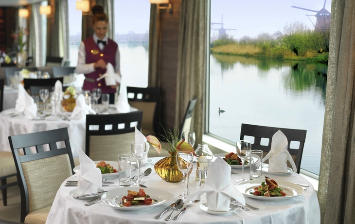 Restaurant auf dem Flussschiff MS A-Silver