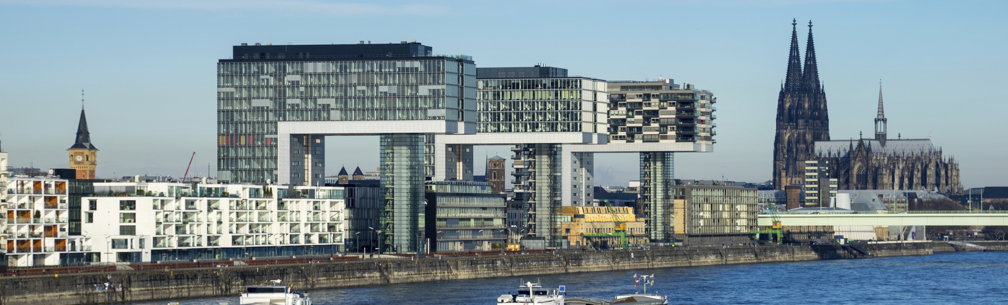 Die Kranhäuser im Kölner Rheinauhafen, Deutschland