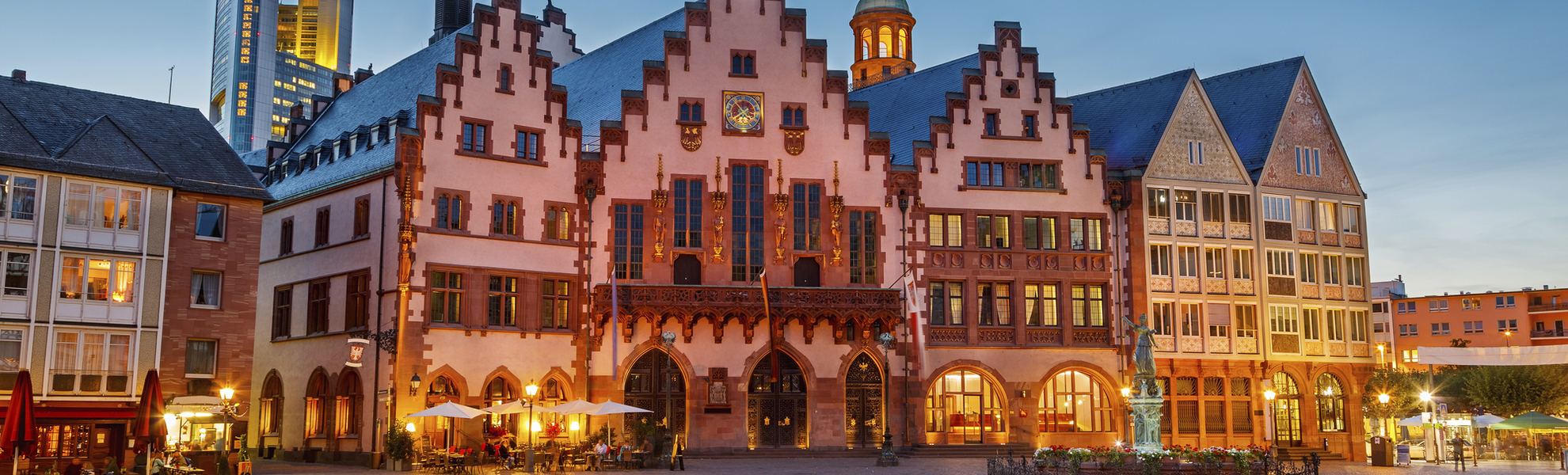 Gerechtigkeitsbrunnen in der Altstadt von Frankfurt, Deutschland
