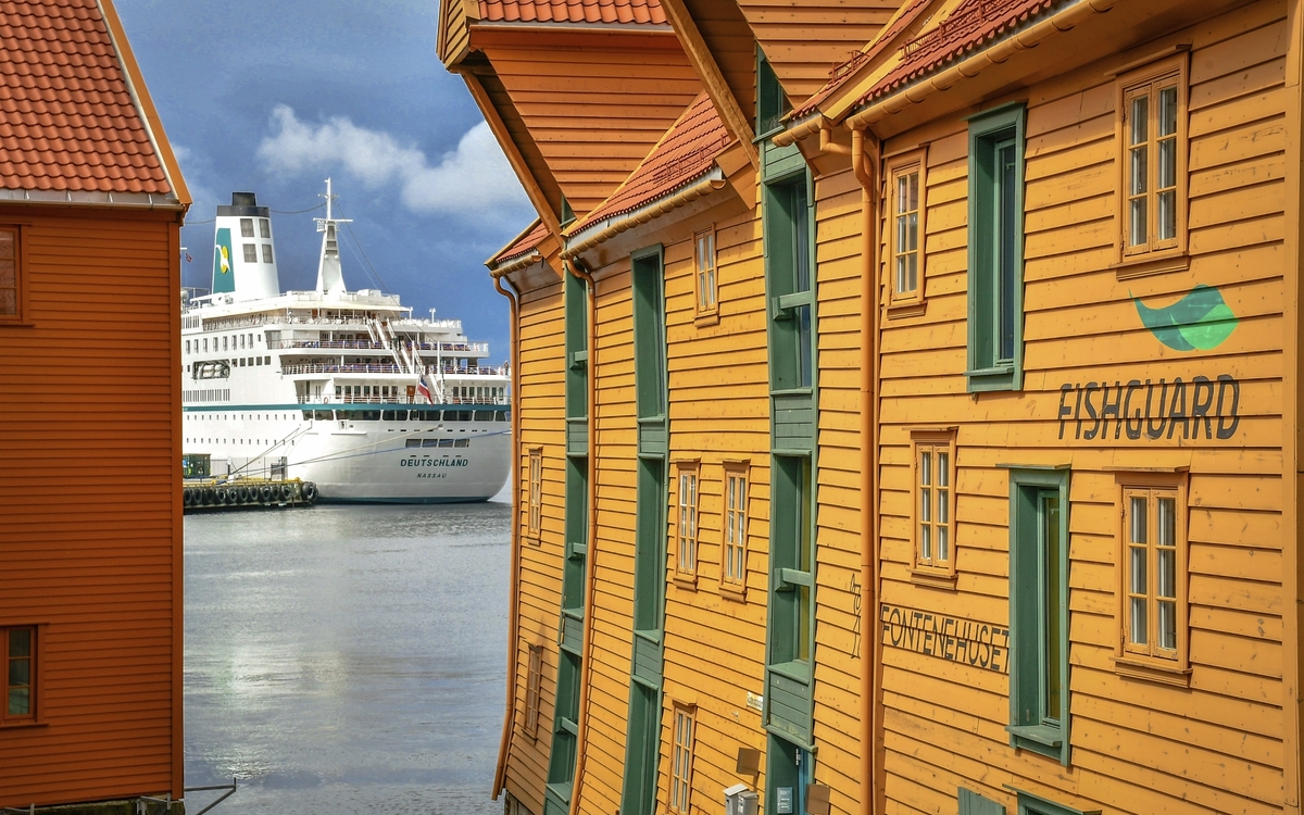 MS Deutschland in Bergen