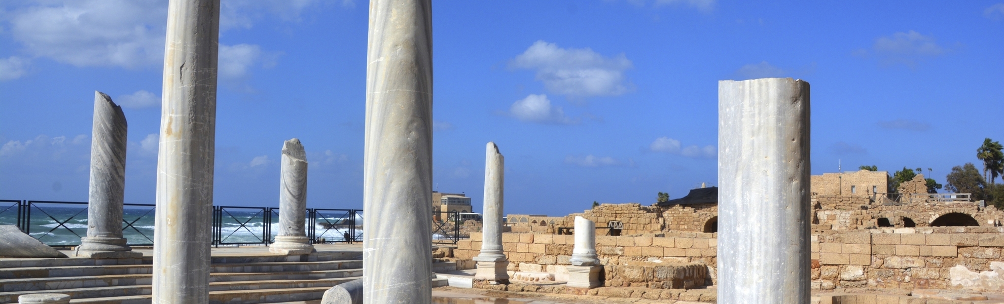 Die Ruinen von Caesarea in Israel