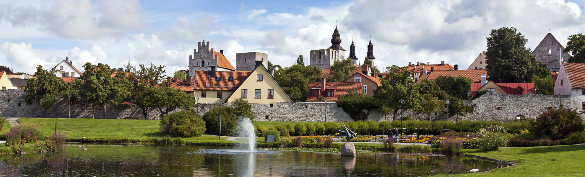 Park in Visby auf Gotland, Schweden