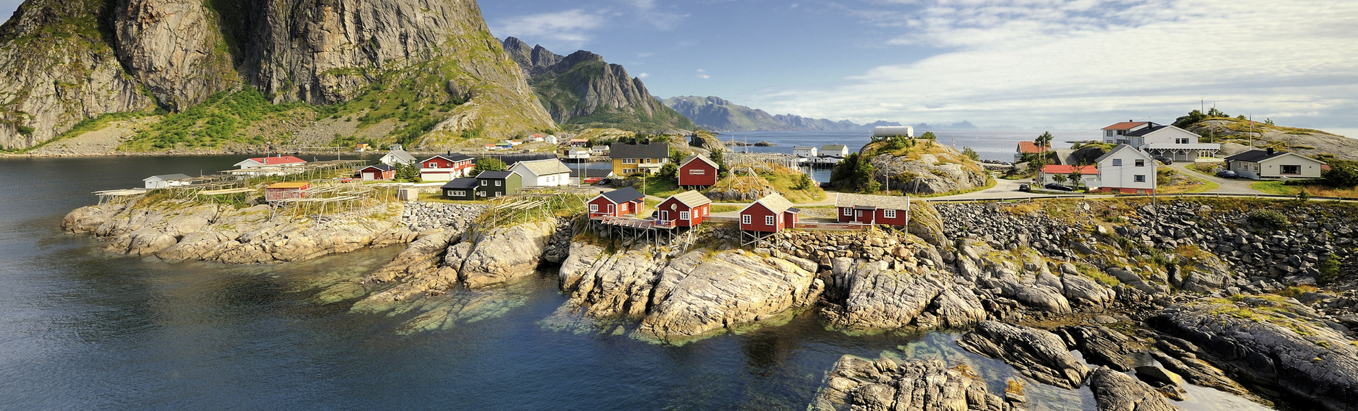 Panoramablick auf die Inselgruppe Lofoten, Norwegen