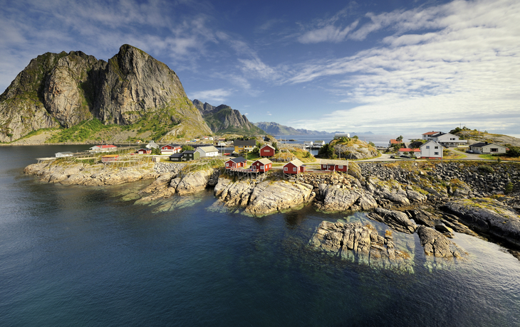 Panoramablick auf die Inselgruppe Lofoten, Norwegen