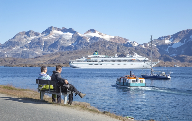 MS Amadea in Ammassalik
