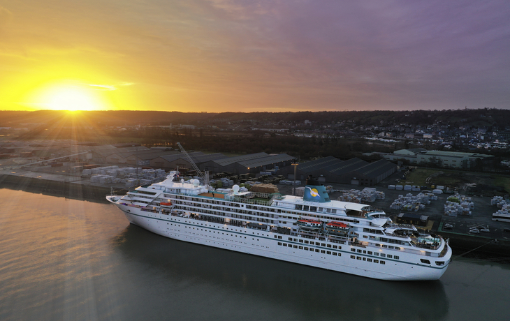 MS Amadea in Honfleur
