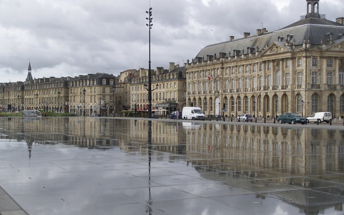 Bordeaux, Ufer Chartrons