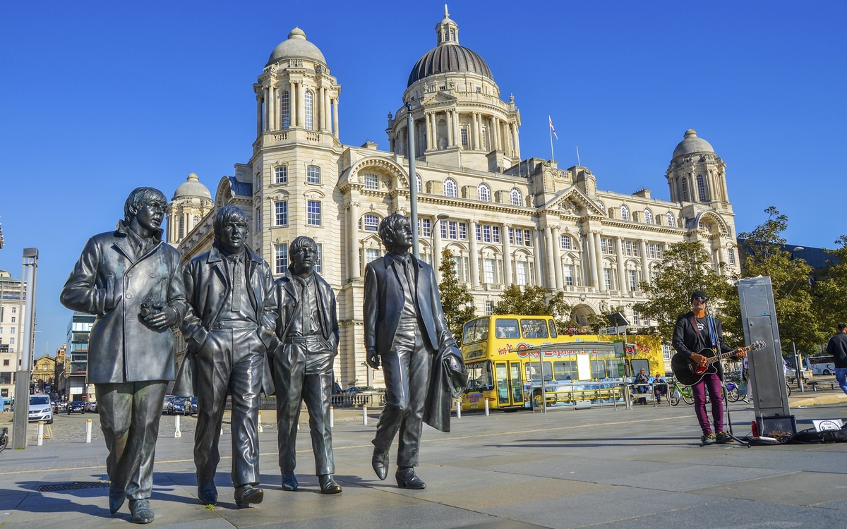 Beatles Denkmal in Liverpool