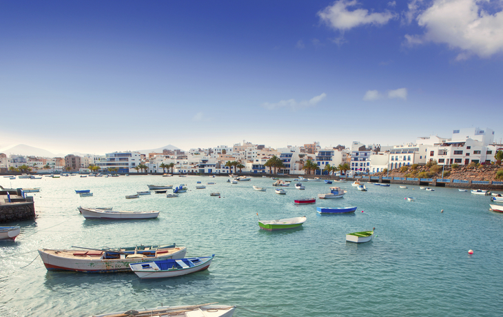 Hafen von Arrecife auf Lanzarote, Kanarische Inseln, Spanien