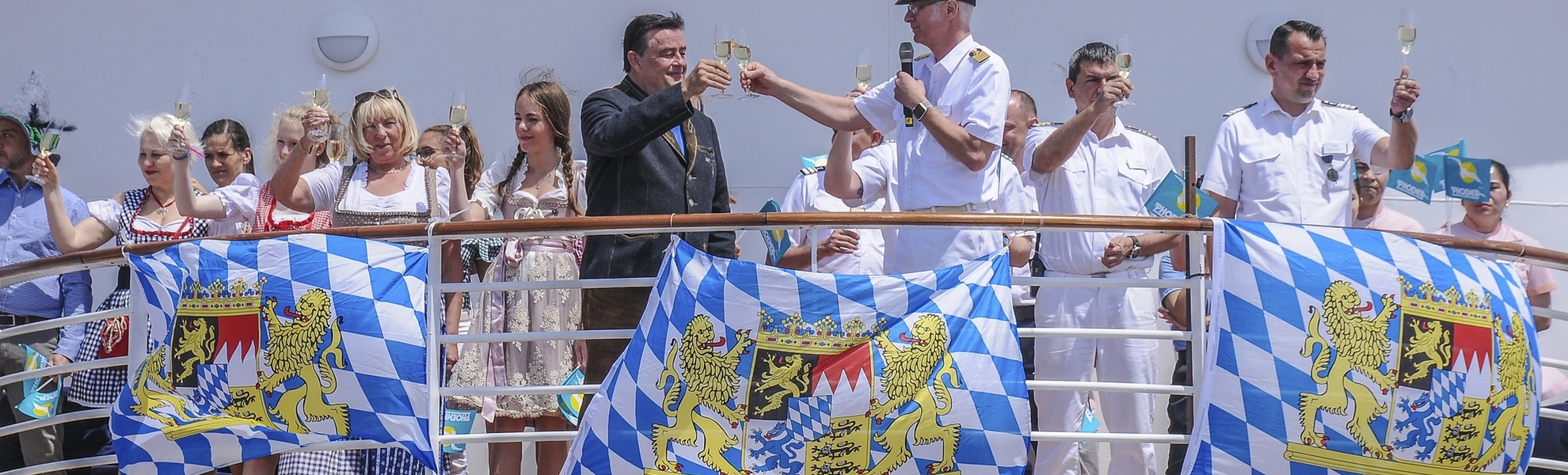 MS Amera, Frühschoppen