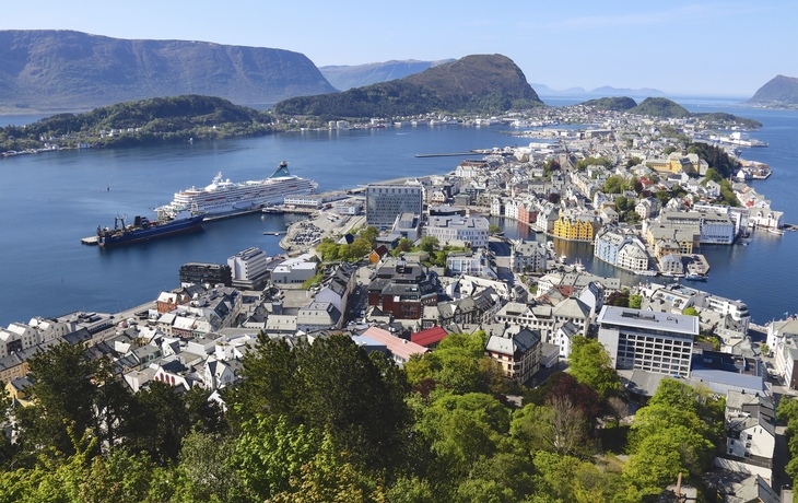 MS Artania in Alesund