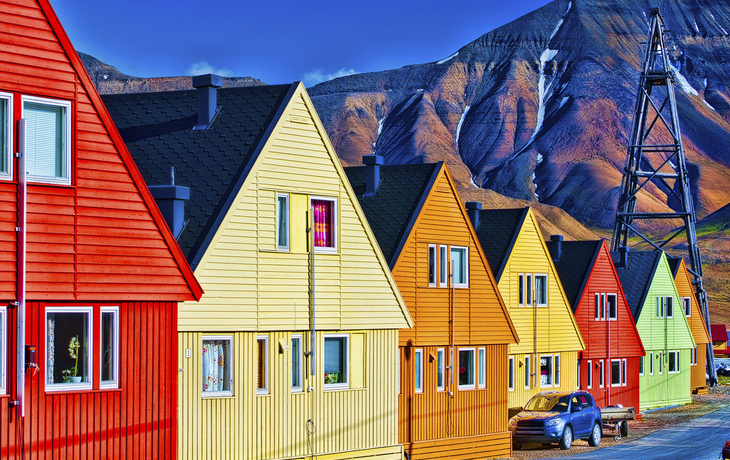 bunte Häuser in Longyearbyen, Spitzbergen