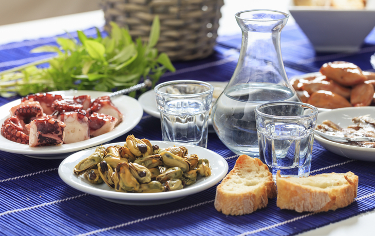 Ouzo und Meze, Griechenland