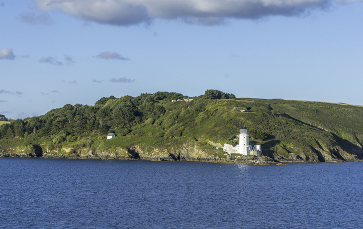 Leuchtturm an der Küste von Falmouth, England