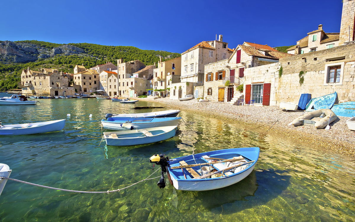 Küste von Vis, Kroatien