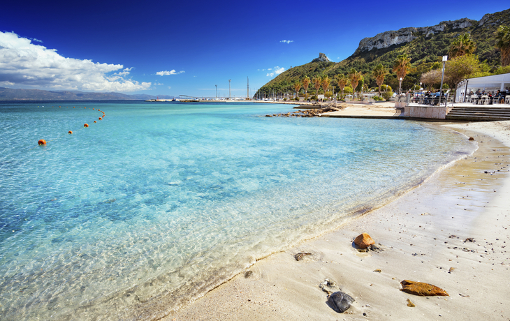 Poettos Strand in Sardinien, Italien