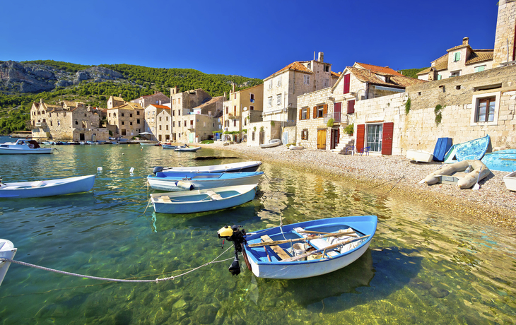 Küste von Vis, Kroatien